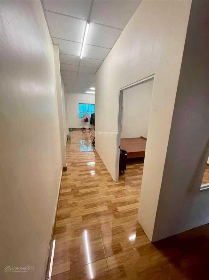 Cần tiền bán gấp nhà hẻm xe tải 300 nguyễn văn linh 4,5x16,5m vị trí cực đẹp giá rẻ hơn mua đất