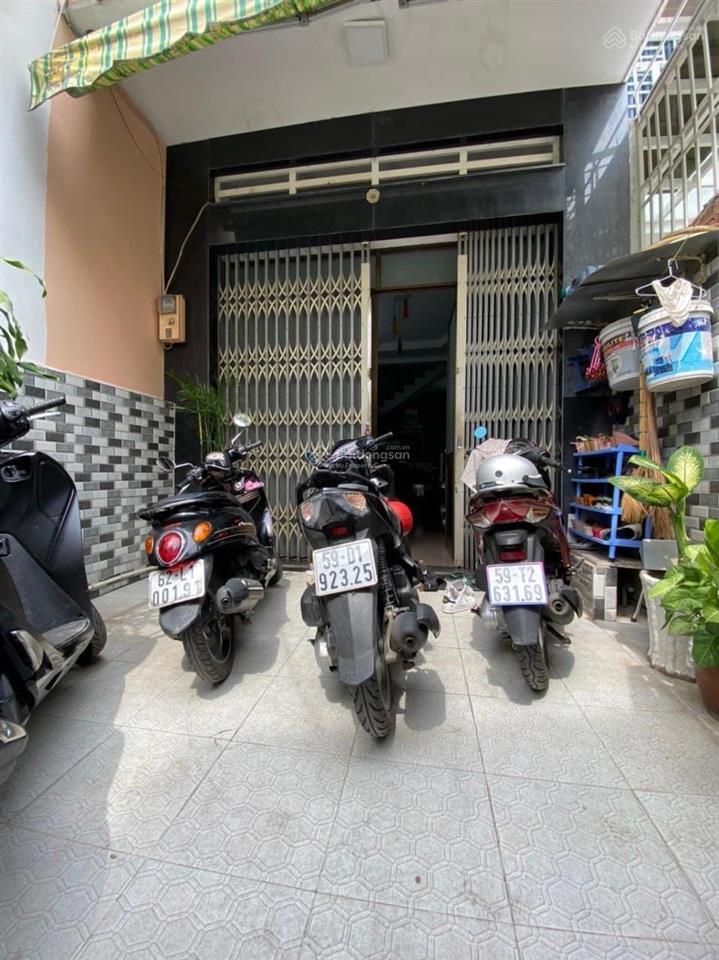 Cần bán gấp căn nhà 54m2 2 tầng hẻm rộng phú thuận q7 giá tốt cho ai mua đầu tư