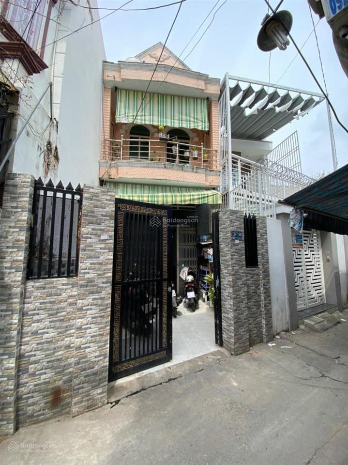 Cần bán gấp căn nhà 54m2 2 tầng hẻm rộng phú thuận q7 giá tốt cho ai mua đầu tư