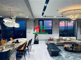 Bán penthouse n01t1 ngoại giao đoàn diện tích 228m2 thiết kế 4 phòng ngủ, 3wc giá bán 16 tỷ