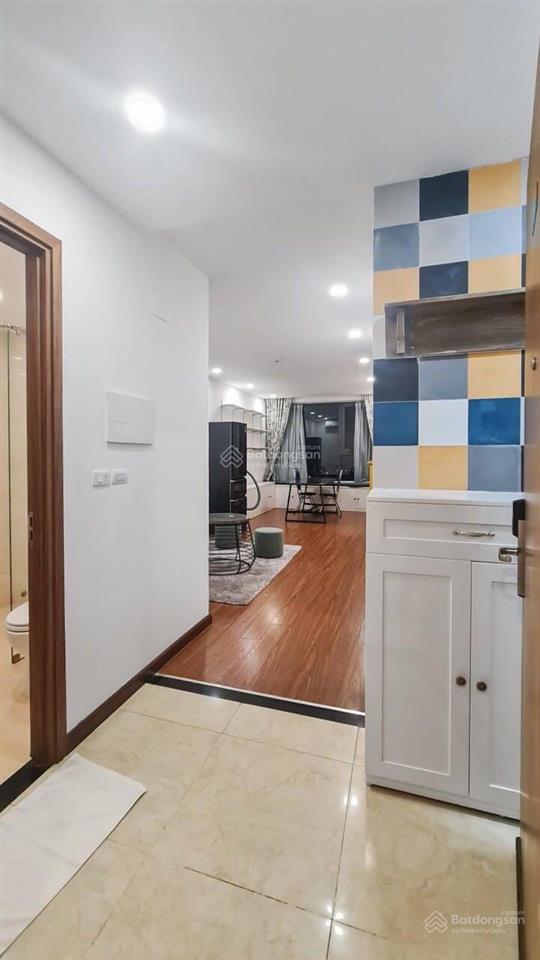 Bán căn 2 phòng ngủ toà ct3 ecogreen, 286 nguyễn xiển. giá 6,4tỷ, dt 75m2 và 2vs,  0978 965 ***