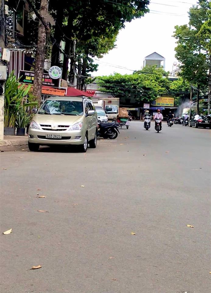 Bán nhà nguyễn gia trí (d2), bình thạnh. 4,3 x 19m, 4 tầng. giá 16,8 tỷ thương lượng