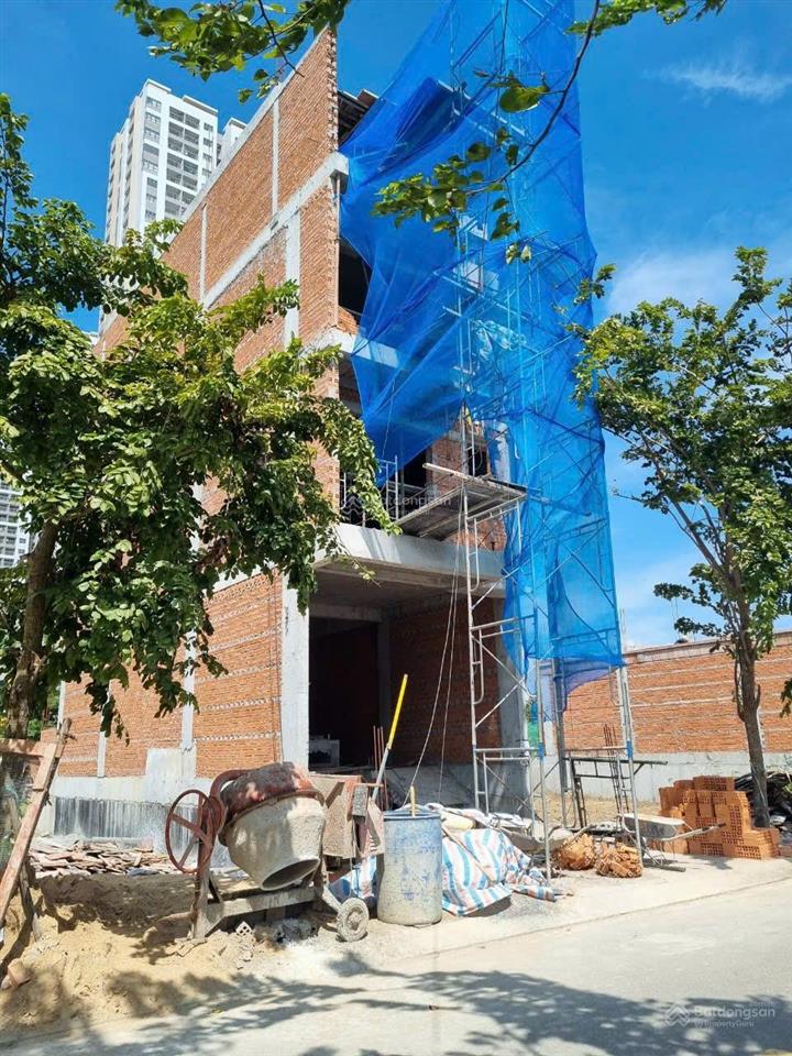 Bán gấp nhà phố riverside complex q7 hưng thịnh, dt 90m2, giá bán từ 8tỷ-8.5ty
