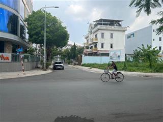 đất mặt tiền đường 56 KDC Đông Thủ Thiêm, P Bình Trưng Đông Quận 2.