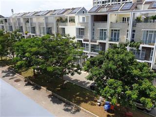Cần bán căn nhà phố 5,1 x 20 m tại kdc ven sông jamona golden silk, cách q1 chỉ 5km. giá 15 tỷ