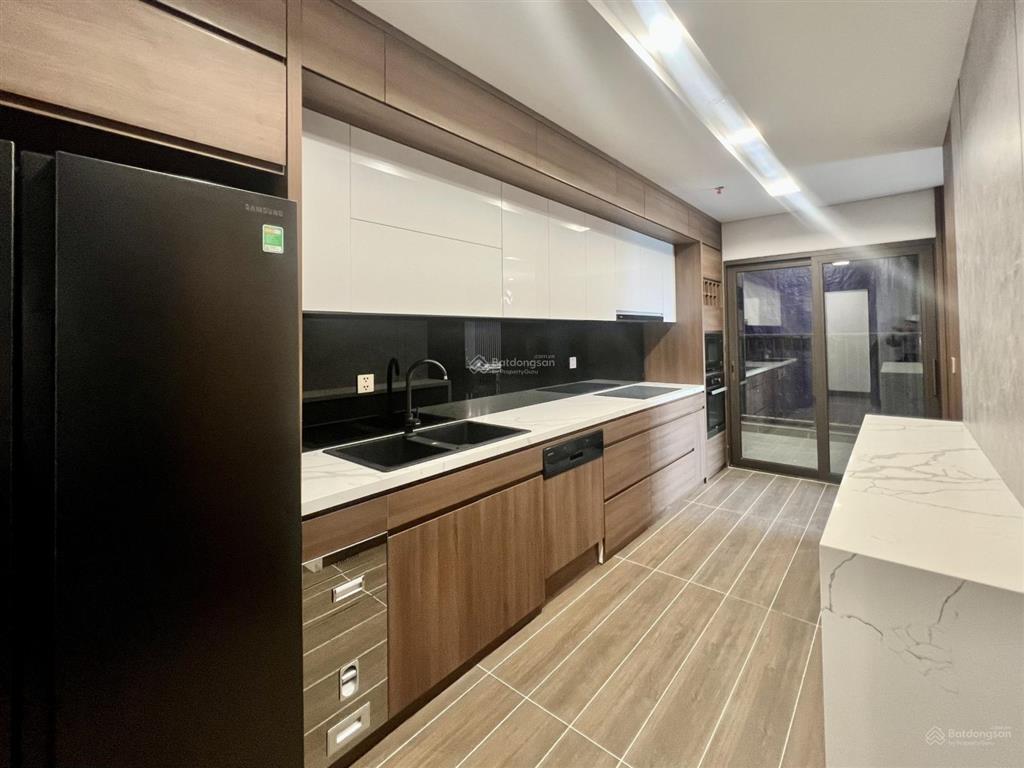 Căn hộ 3pn view 2 hồ lớn phường đống đa. sổ đỏ lâu dài. xem nhà 24/7 0899 822 ***