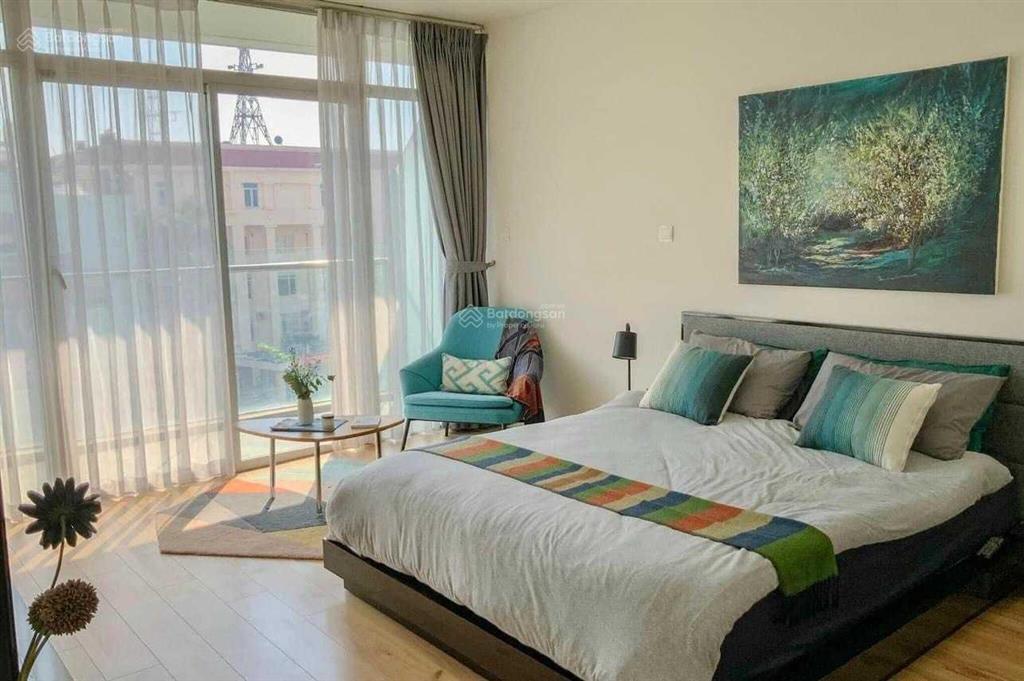 Bán căn hộ cao cấp watermark, 101 m2, 2pn, full đồ, tầng cao, view trực diện hồ tây, giá 14.6 tỷ