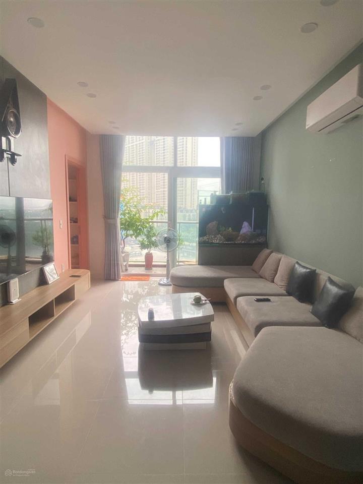 Gia đình cần bán gấp căn hộ usilk city, dt 79m2, gồm 2pn, căn hộ full đồ mới đẹp, giá 4.55 tỷ