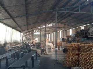 Chính chủ cần cho thuê xưởng sản xuất gỗ mt ql13, tân định, bến cát, bình dương  0987 899 ***