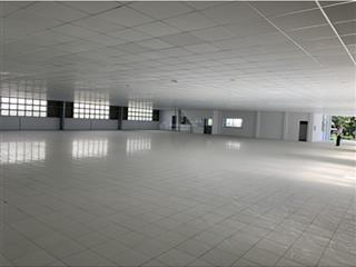 Cho thuê kho xưởng kcn long hậu dt 1168m2 có 200m2 văn phòng 3 toilet, điện 3 pha, xưởng riêng pccc