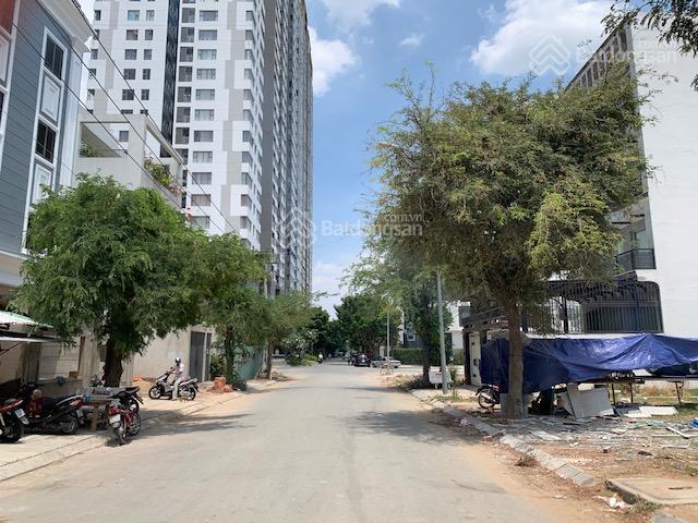 Đất biệt thự la casa, dt 210m2 giá bán 105tr/m2. lô duy nhất mặt tiền lê thị chợ bán  0906 459 ***