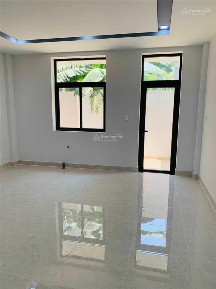 Cần cho thuê nhà nguyên căn khu phạm hùng kdc 6b5x20m, 5x20m 1 trệt, 2 lầu 20tr/th  0906 694 ***