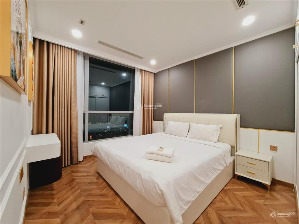 Chuyên cho thuê vinhomes 1234pn căn vip,độc quyền,view sông,giá tốt gọi tôi 0964 649 *** hot hot !