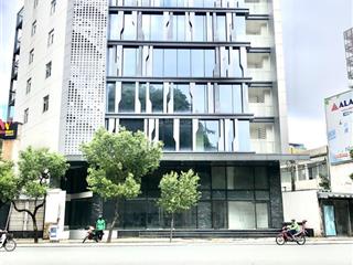 Bán tòa building góc 2 mt cmt8, quận 1 (23x40m)hầm8t 3200m2 sàn thu nhập 20tỷ/năm, giá 450 tỷ