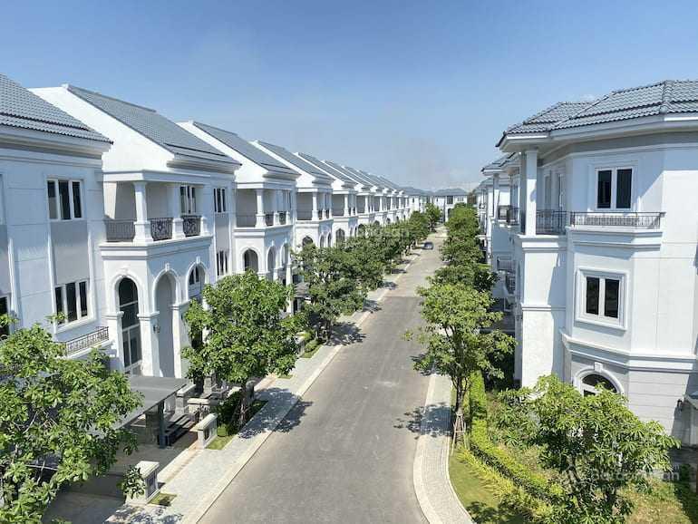 Chỉ duy nhất 1 căn. biệt thự sol villas, nhà 2 mt trước sau. dt 6x22,chỉ 17.2 tỷ.  0902.746,319