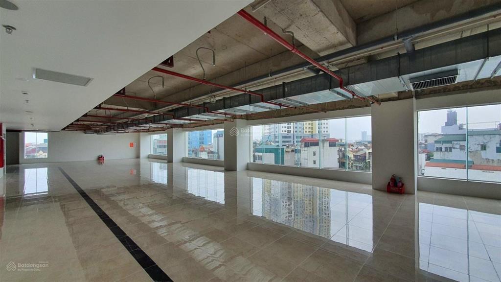 Ban quản lý southern star, 897 giải phóng bán sàn văn phòng 50m2.  0938 613 ***