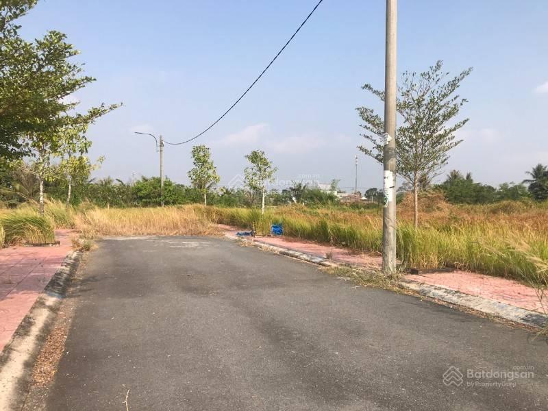 Chính chủ cần bán gấp đất nền đã có sổ hồng riêng, khu dân cư 1b thị trấn cần đước, long an