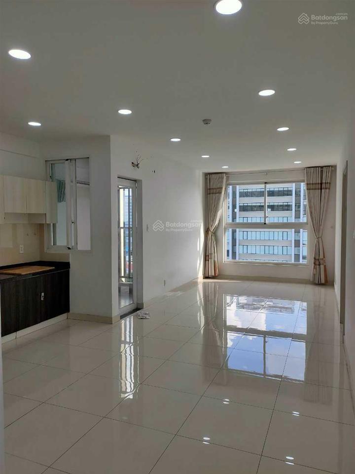 Cho thuê căn hộ cộng hoà garden 2pn, 77m2. giá thuê 15tr/th, ntcb.  0798 758 ***