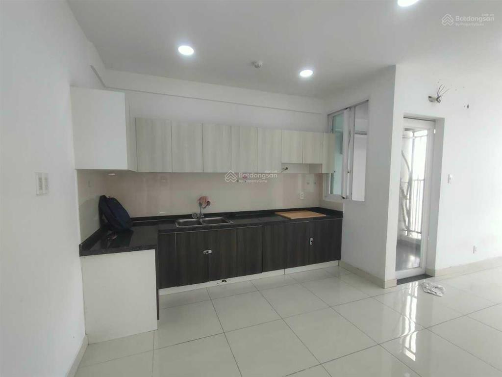 Cho thuê căn hộ cộng hoà garden 2pn, 77m2. giá thuê 15tr/th, ntcb.  0798 758 ***