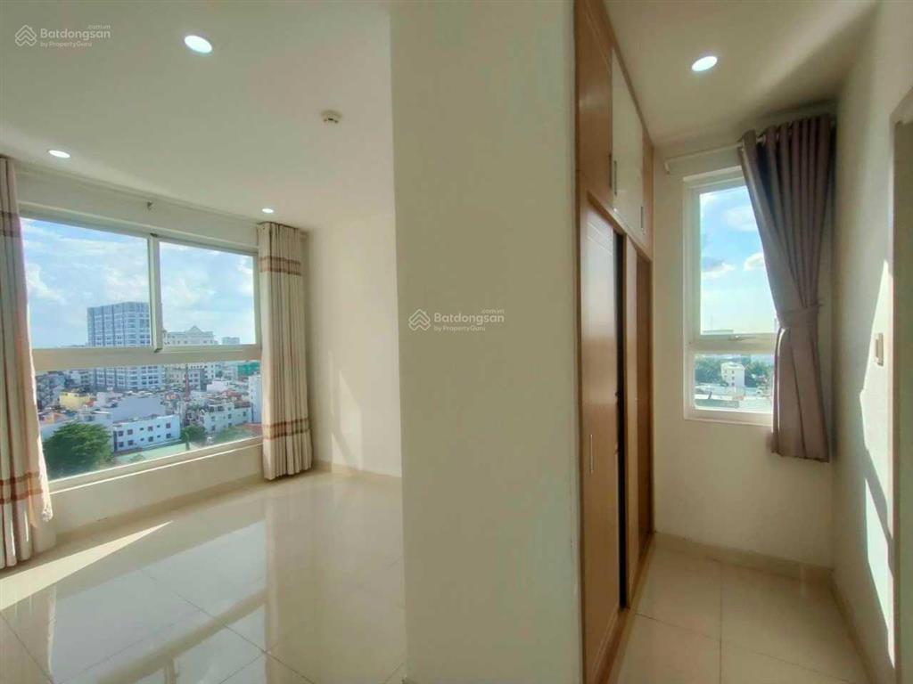 Cho thuê căn hộ cộng hoà garden 2pn, 77m2. giá thuê 15tr/th, ntcb.  0798 758 ***