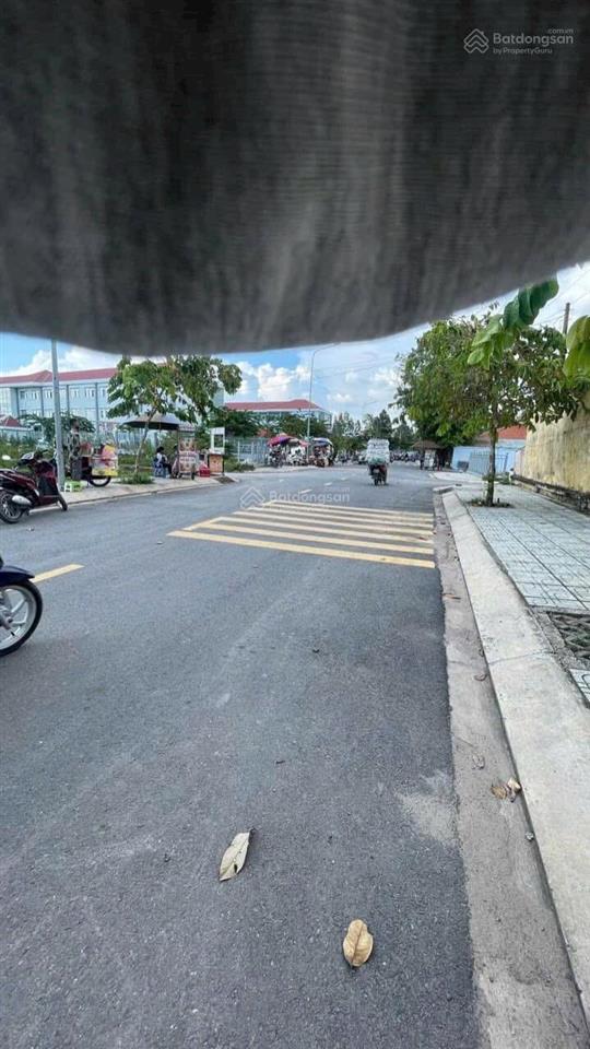 Giảm mạnh còn 3tỷ6 đất thổ cư 1/ nguyễn văn bứa kế bên trường học