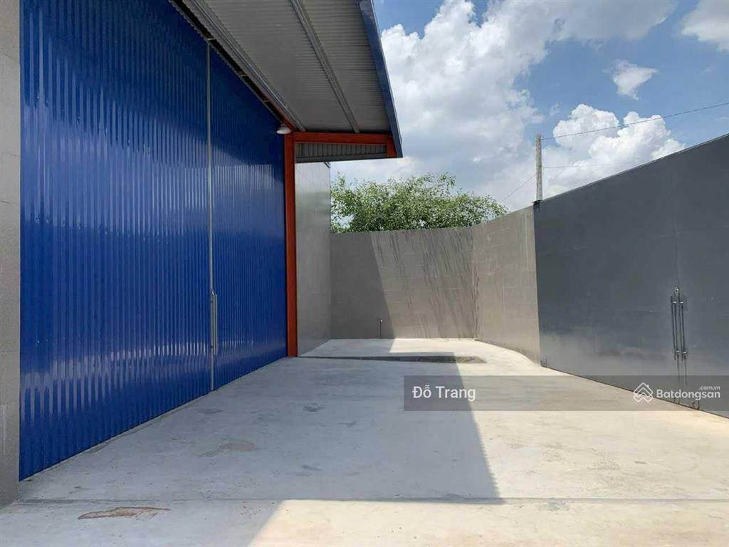 Chủ ngộp bán rẻ kho quận 12, gần ngay cầu vượt bình phước