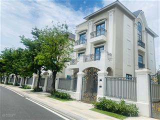 Bán biệt thự độc bản view sông ở vinhomes q9, 588m2, giá 70 tỷ, mua trực tiếp cđt vinhomes, cs tốt