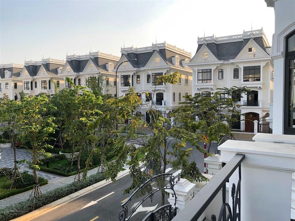 Bán biệt thự đơn lập thiết kế cao cấp thạnh mỹ lợi, diện tích 300m² view công viên giá chỉ 65 tỷ