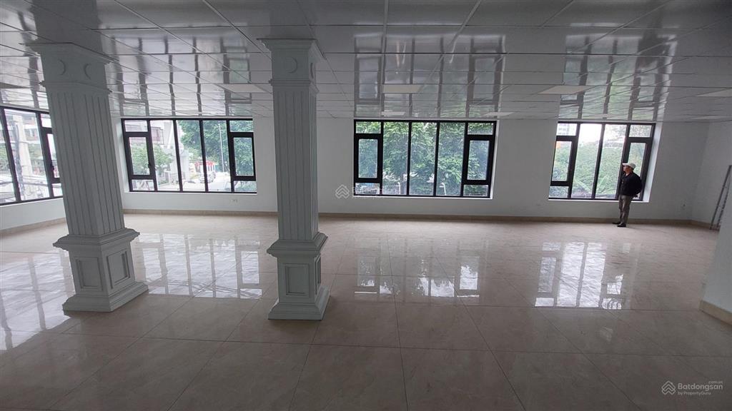 Mb/vp 170m2 tầng 2, gần gamuda, 12tr/th