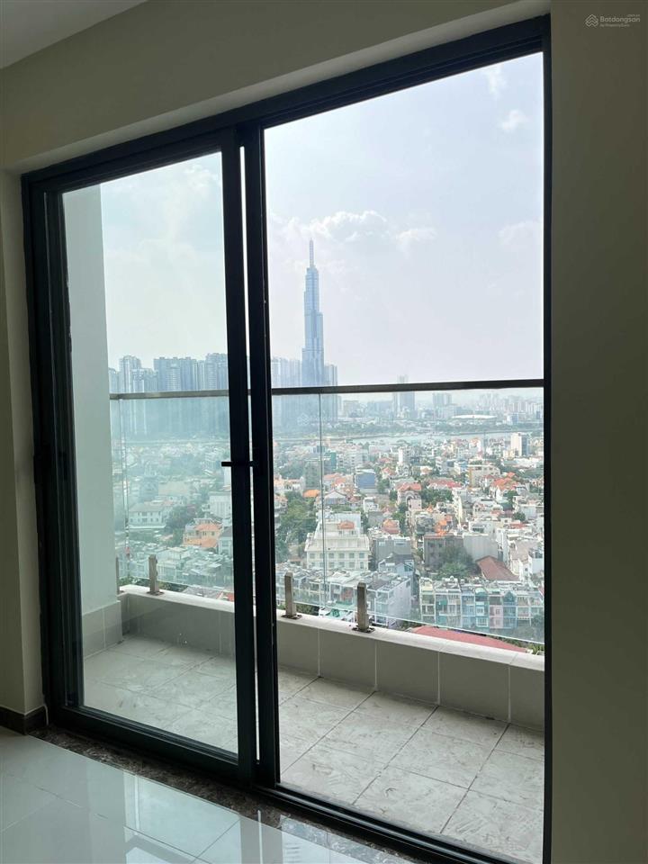 Cần bán căn 2pn giá 7,7tỷ không đăng giá ảo. căn hộ 2pn + 2wc 83m2 tầng trung view landmark 81, lđc