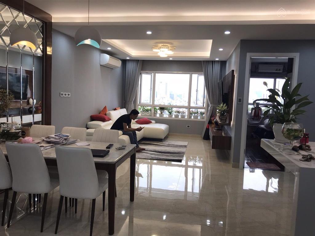 Chính chủ nhà cần bán căn 2pn chung cư 4s, giá 3,4 tỷ  có sổ hồng   0933 370 ***