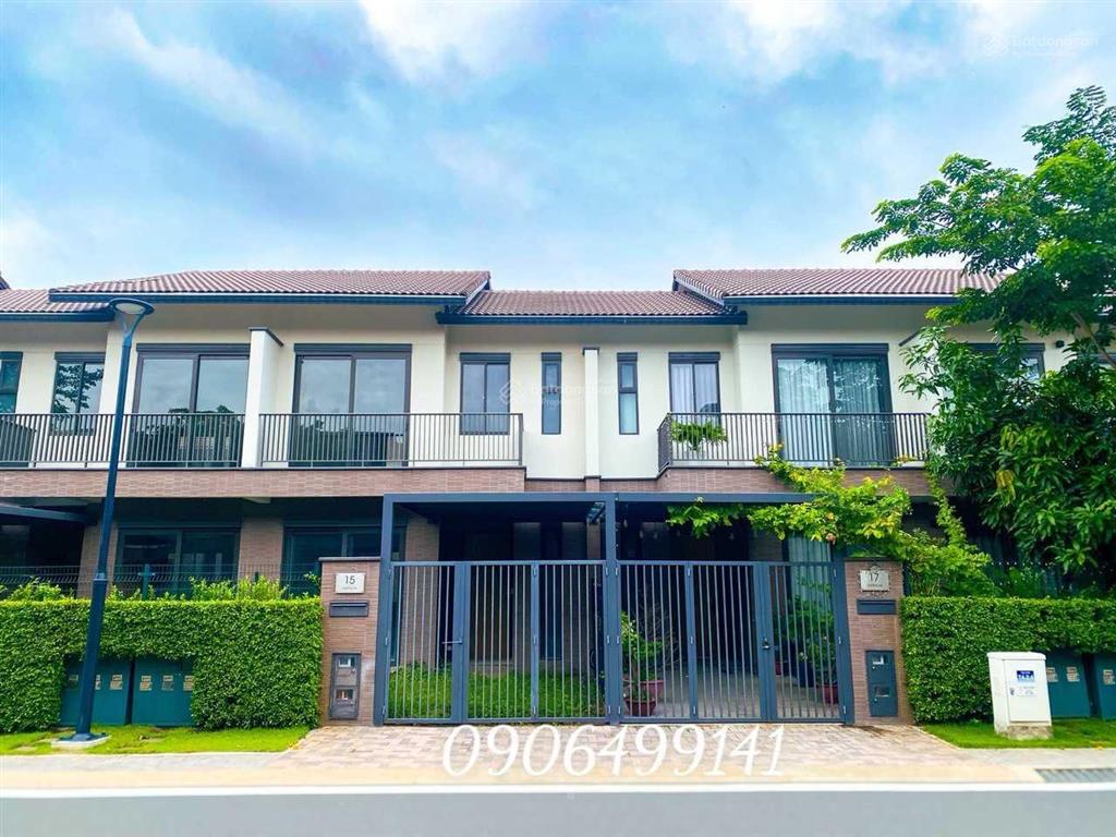 Chuyển nhượng nhà phố 1 trệt 1 lầu, dt 90m2, giá 4.1tỷ (full sổ) vị trí đẹp.  0906 499 ***