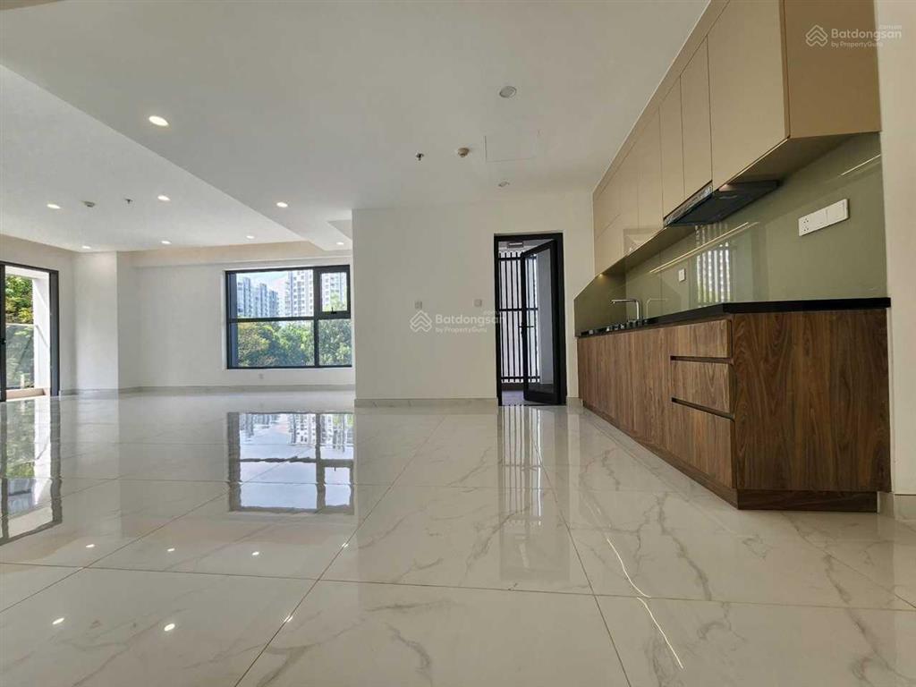 Skylinked villas căn góc p2.x.01 loại 4pn 3wc celadon city giá 16 tỷ 245 (luôn vat)