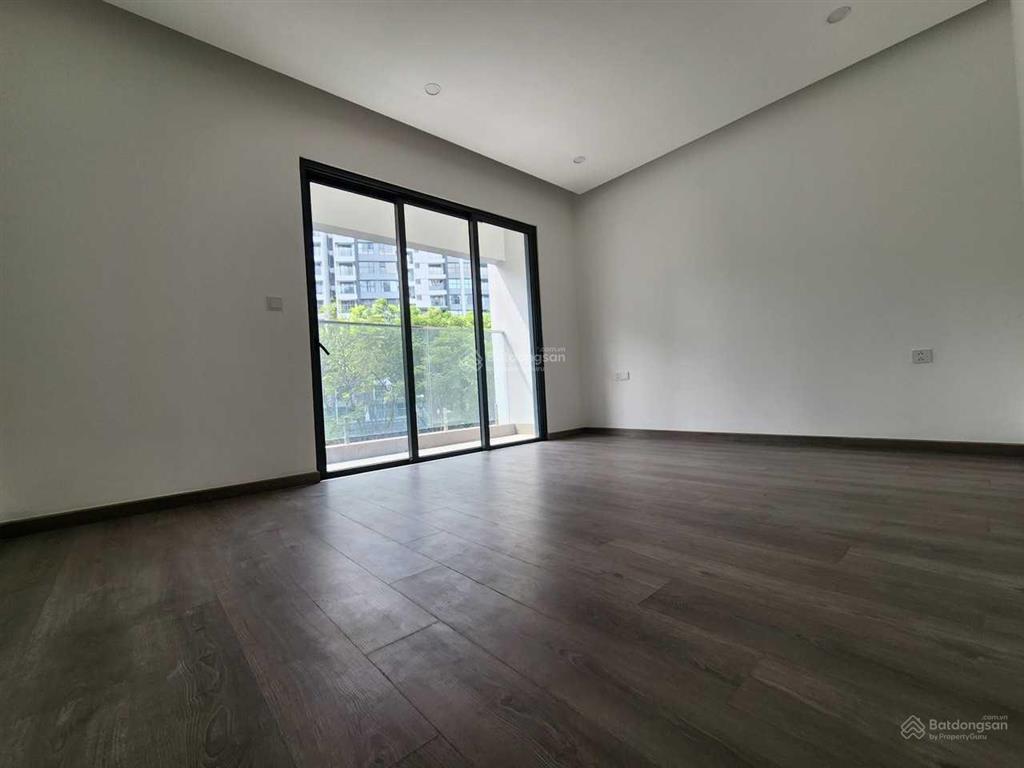 Skylinked villas căn góc p2.x.01 loại 4pn 3wc celadon city giá 16 tỷ 245 (luôn vat)