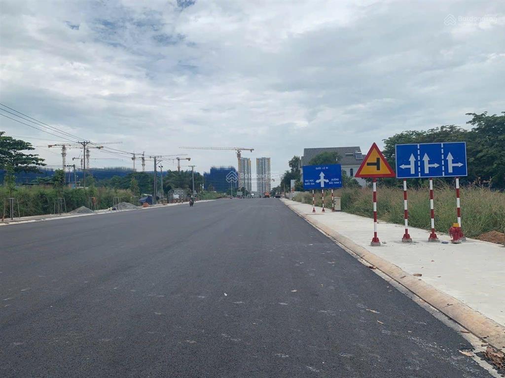 Chính chủ cần bán gấp lô đất 100m2, đường lớn 16m, n8 khu bình nguyên