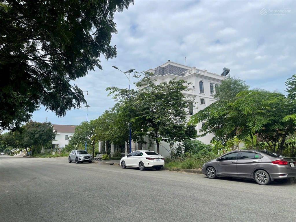 Chủ bán gấp lô biệt thự đẹp 300m2 khu đô thị bình nguyên, xây tự do hướng nam ngay đhqg