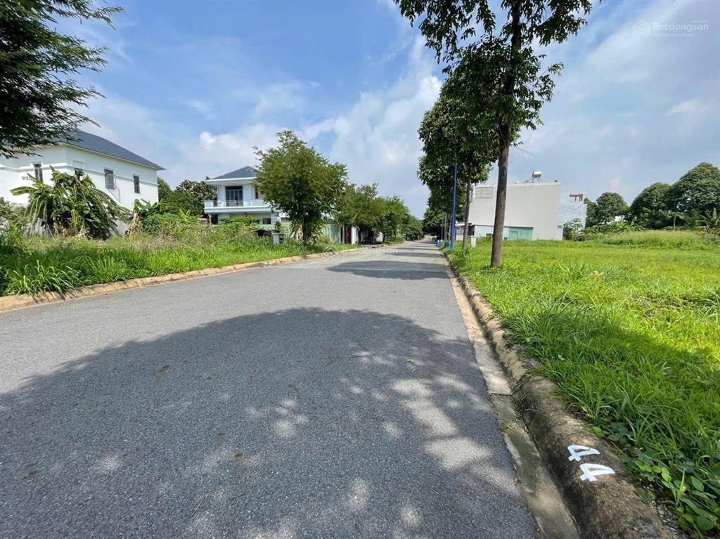 Chủ bán gấp lô biệt thự đẹp 300m2 khu đô thị bình nguyên, xây tự do hướng nam ngay đhqg