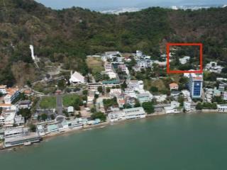 Chính chủ bán 2 căn nhà cấp 4 bãi dâu view biển
hẻm trần phú  phường 5  thành phố vũng tàu