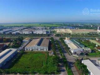 Đất trong kcn sóng thần 3 lô góc 3 mặt tiền diện tích 40.000m2 kt ngang 124m nở hậu 203m dài 191m