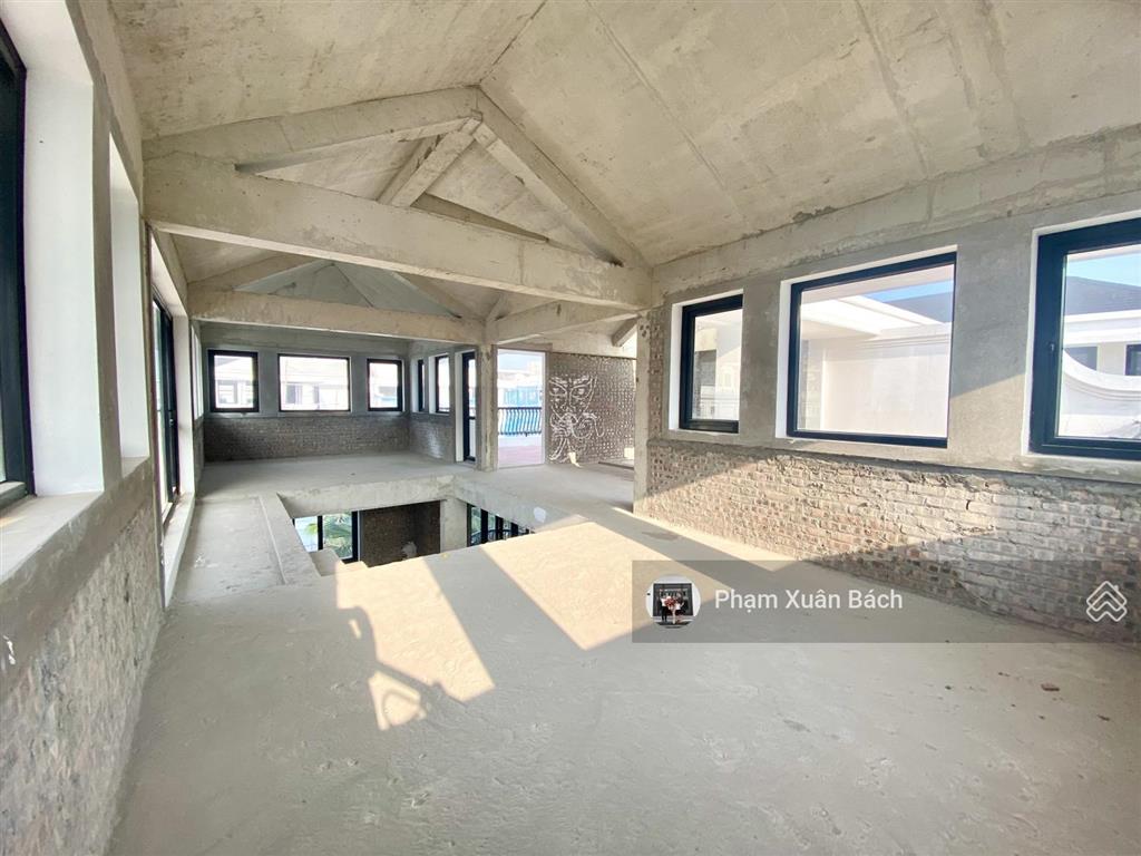 Biệt thự có hầm, dt 266,8m2, sau nhà là công viên, vị trí đẹp nhất louis city hoàng mai 0982 801 ***