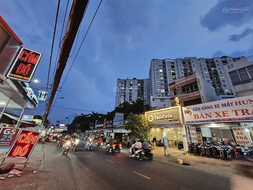 Mtkd tân kỳ tân quý  đoạn đẹp gần aeon mall  6x22m  đúc 4.5 tấm  giá tốt 18.5 tỷ thương lượng