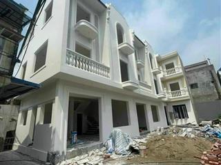 Nhà mới đẹp 3 tầng ngõ ô tô để cửa - cạnh Hoàng Huy An Đồng.