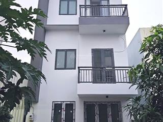 Nhà phạm thế hiển p. 7 q. 8. dt 5,5m * 10m. shr, 3 lầu, 4pn không qh. giá 4,15 tỷ.  0901 440 ***