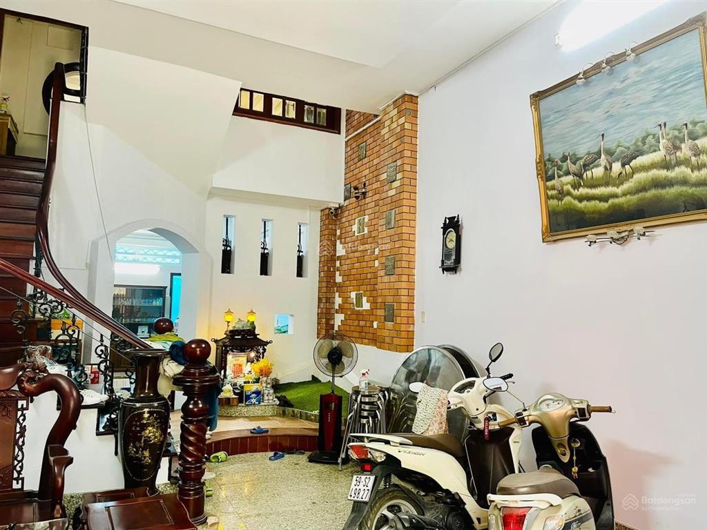 Nhà cư xá chu văn an dt 5x18m kc trệt lửng 3 lầu gara ô tô đang cho thuê net 35tr/tháng