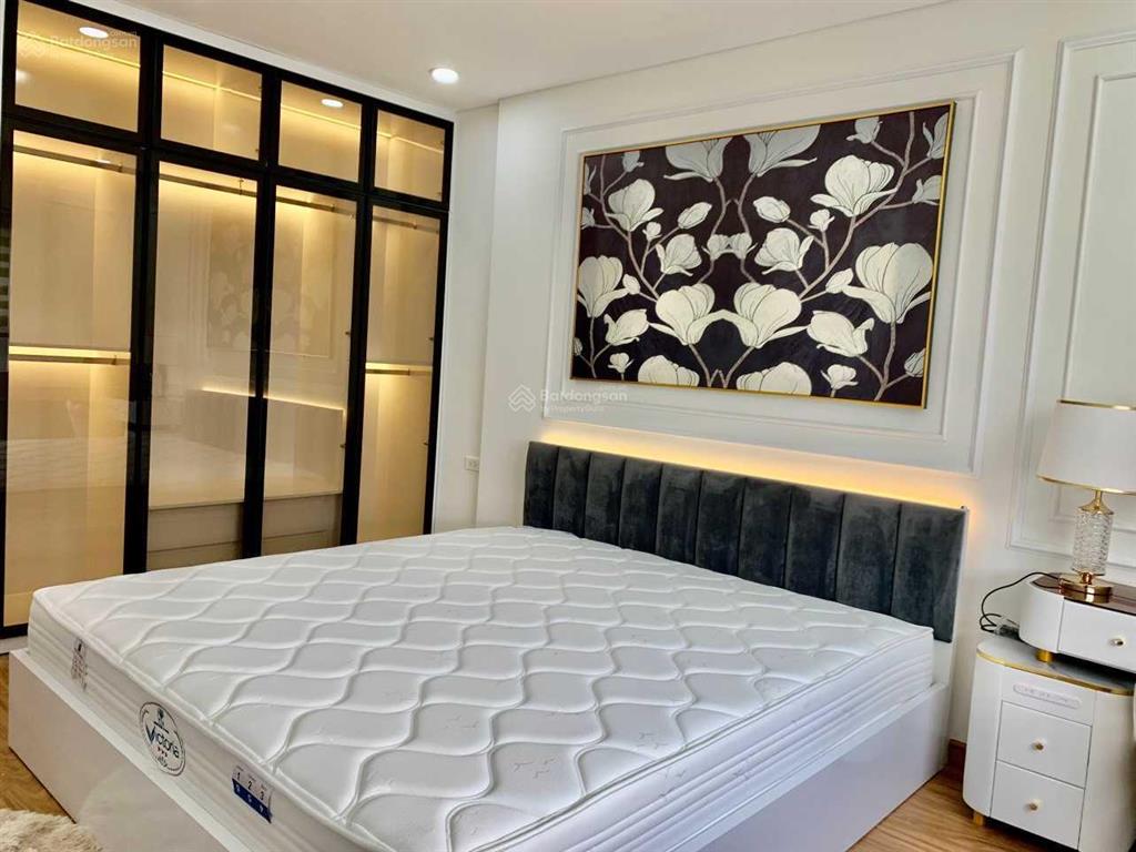 Chính chủ bán căn hộ 3pn dt 110m2 chung cư vinata tower, giá 9 tỷ bao phí,  0932 392 ***