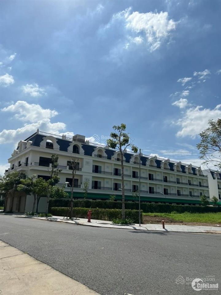 Cần bán đất đường d9 kdc năm sao 121m2 giá 3ty2 (thương lượng).  0931 112 ***