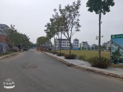 Cần bán đất đường d9 kdc năm sao 121m2 giá 3ty2 (thương lượng).  0931 112 ***