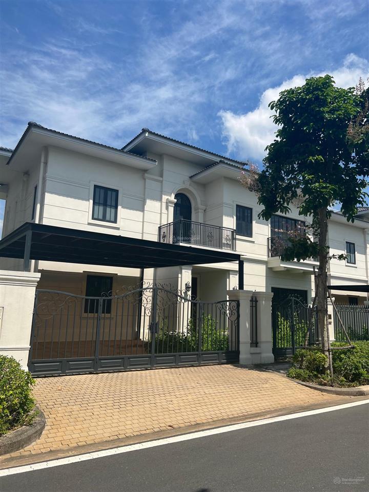 Phòng chuyển nhượng của cđt swanbay chuyên update giỏ hàng mới cực xịn tất cả loại sp 0905 839 ***