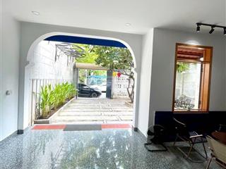 Cho thuê nhà kinh doanh kiểu villa ngay trung tâm, mặt tiền đường lam sơn  phước hoà