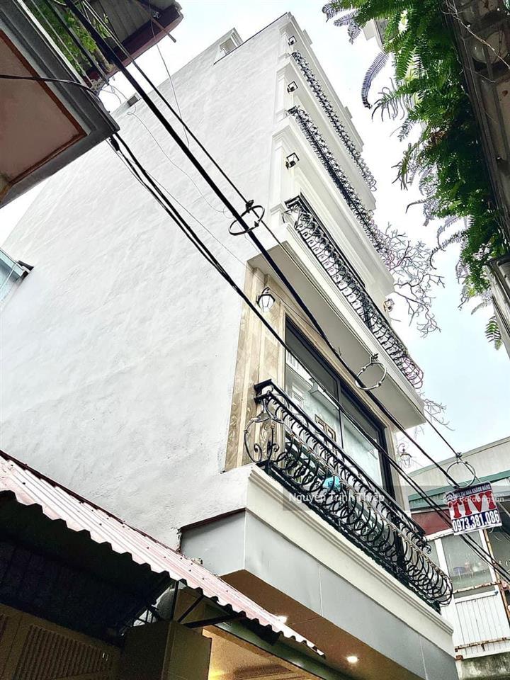 Siêu hot! nhà phú diễn  bắc từ liêm. dt 36m2*6t thang máy ngõ thông. giá 8.7 tỷ (ô tô vào nhà)